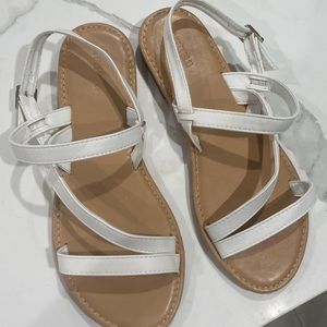 Forever 21 brown/white S8 sandals